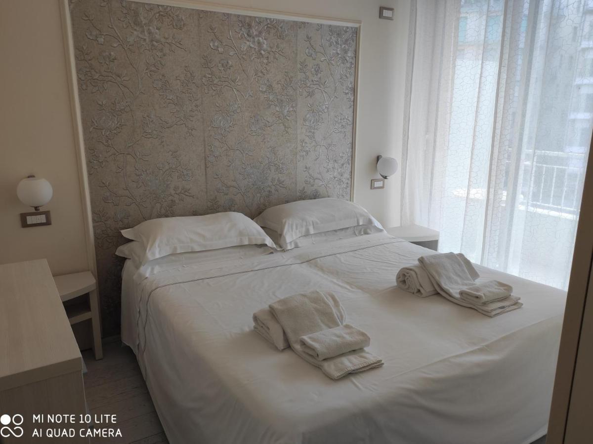 Casa Vacanze Medit Alassio Ngoại thất bức ảnh