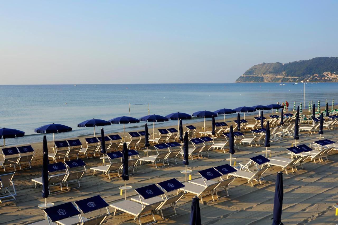 Casa Vacanze Medit Alassio Ngoại thất bức ảnh